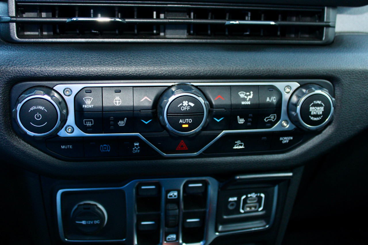 Jeep Wrangler 4xe Willys 4x4 2025