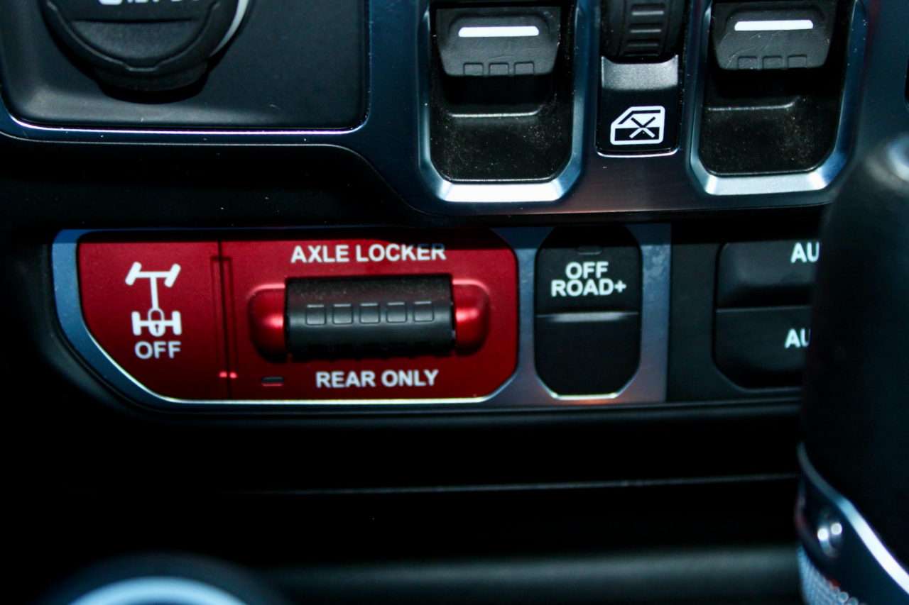 Jeep Wrangler 4xe Willys 4x4 2025