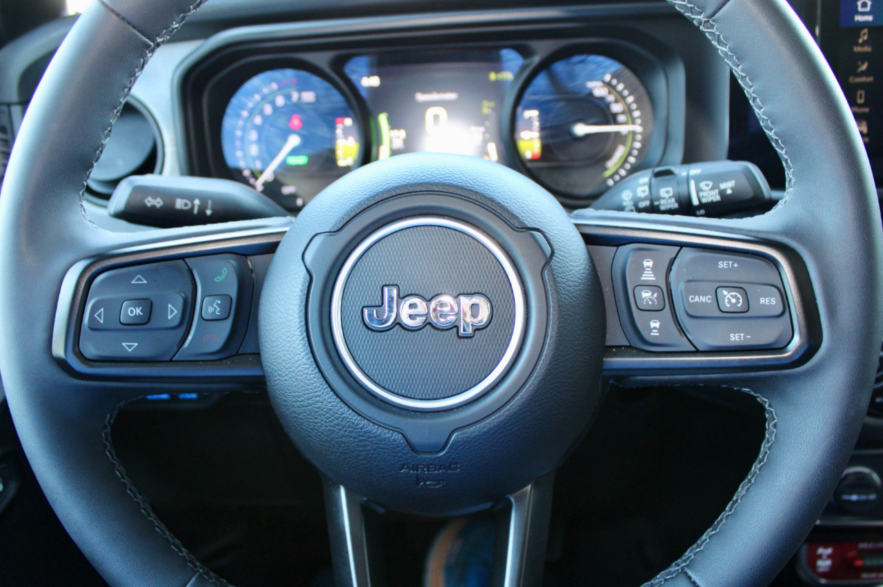 Jeep Wrangler 4xe Willys 4x4 2025