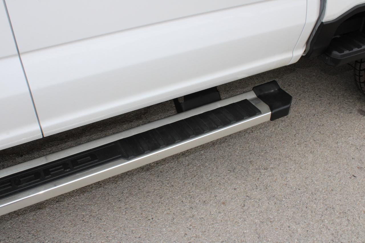 Ford F-250 SD Lariat Crew Cab 4WD 2025