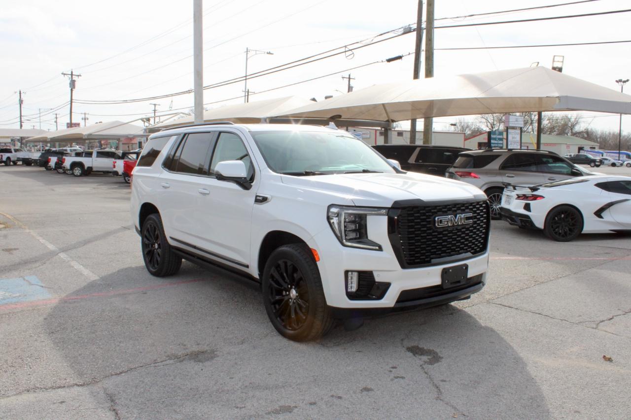 GMC Yukon Denali 4WD 2021