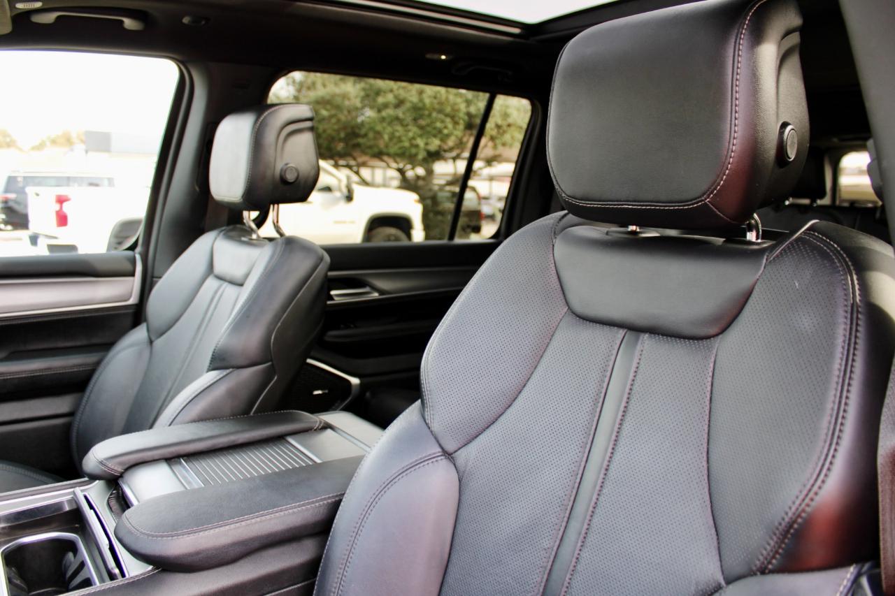 Jeep Wagoneer Series II Carbide 4x4 2025