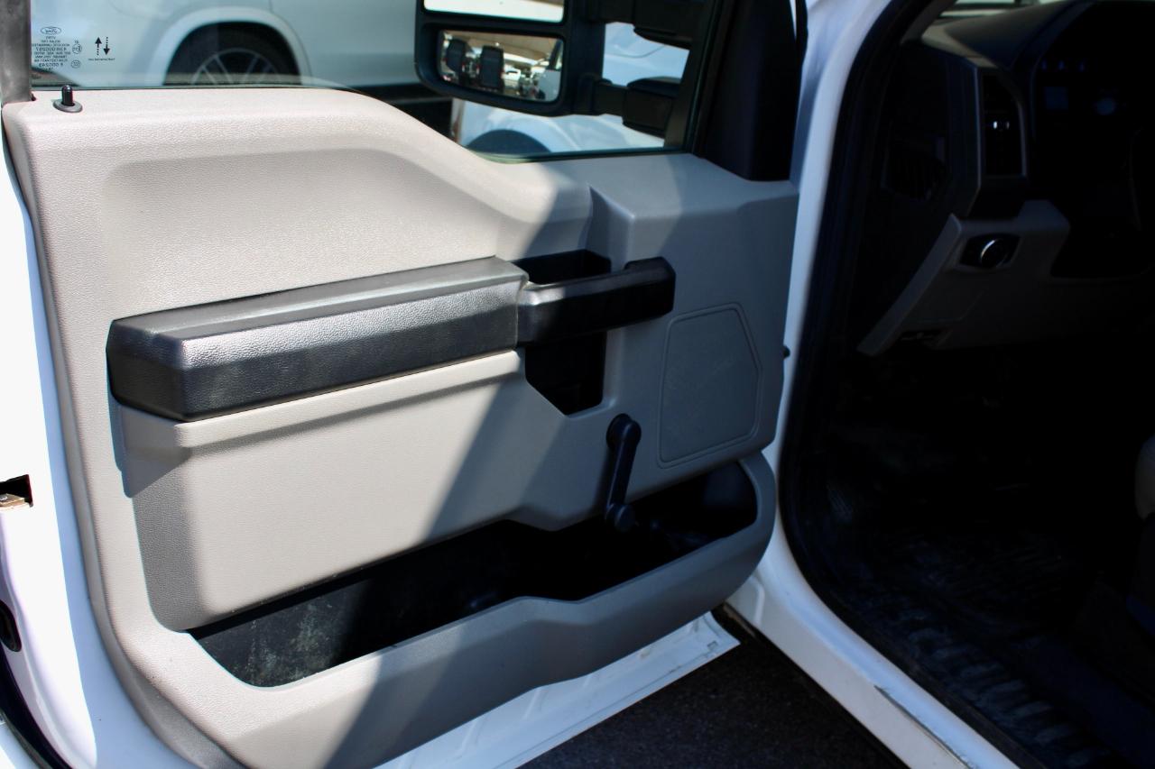 Ford F-550 Super Duty Chassis  2020