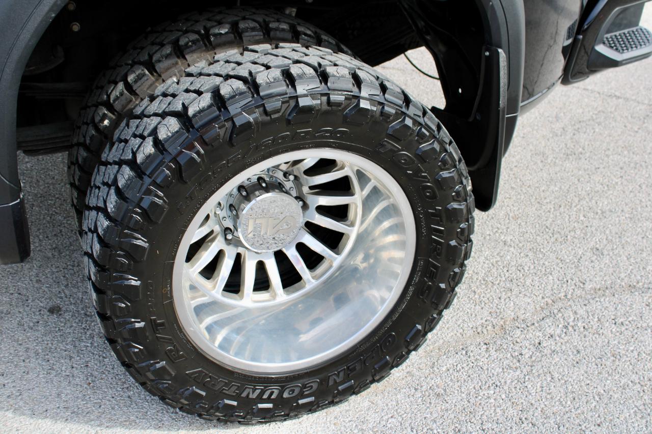 GMC Sierra 3500HD  2024