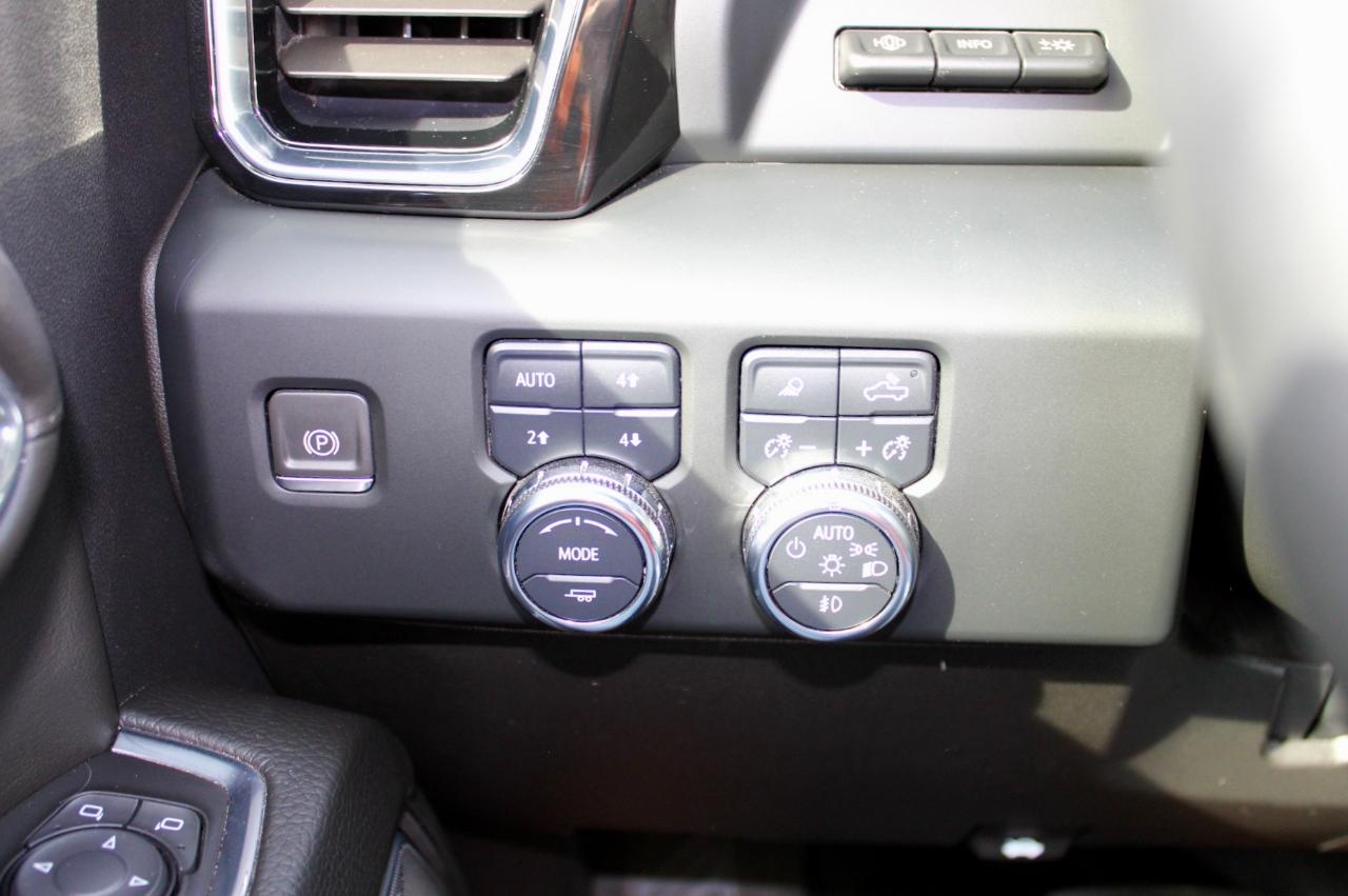 GMC Sierra 3500HD  2024