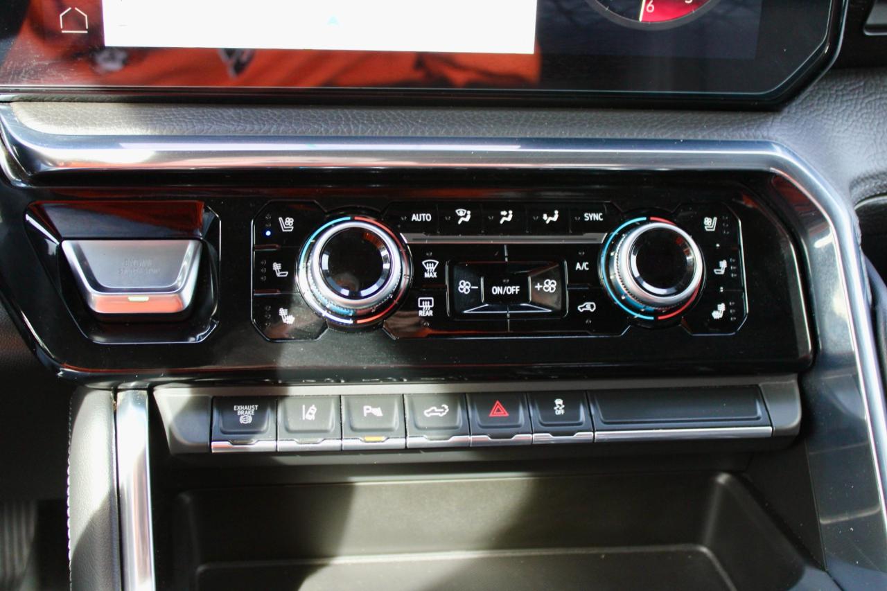 GMC Sierra 3500HD  2024