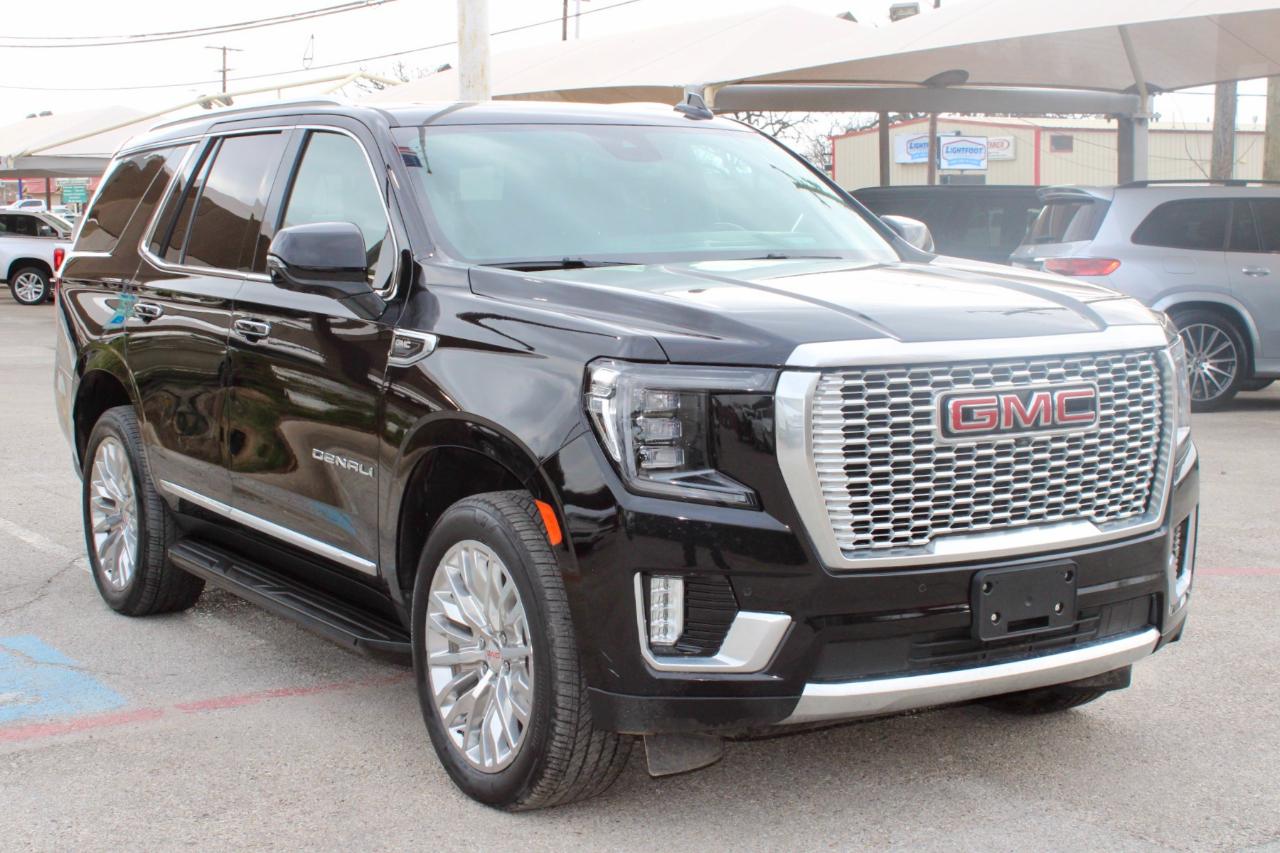 GMC Yukon Denali 4WD 2024