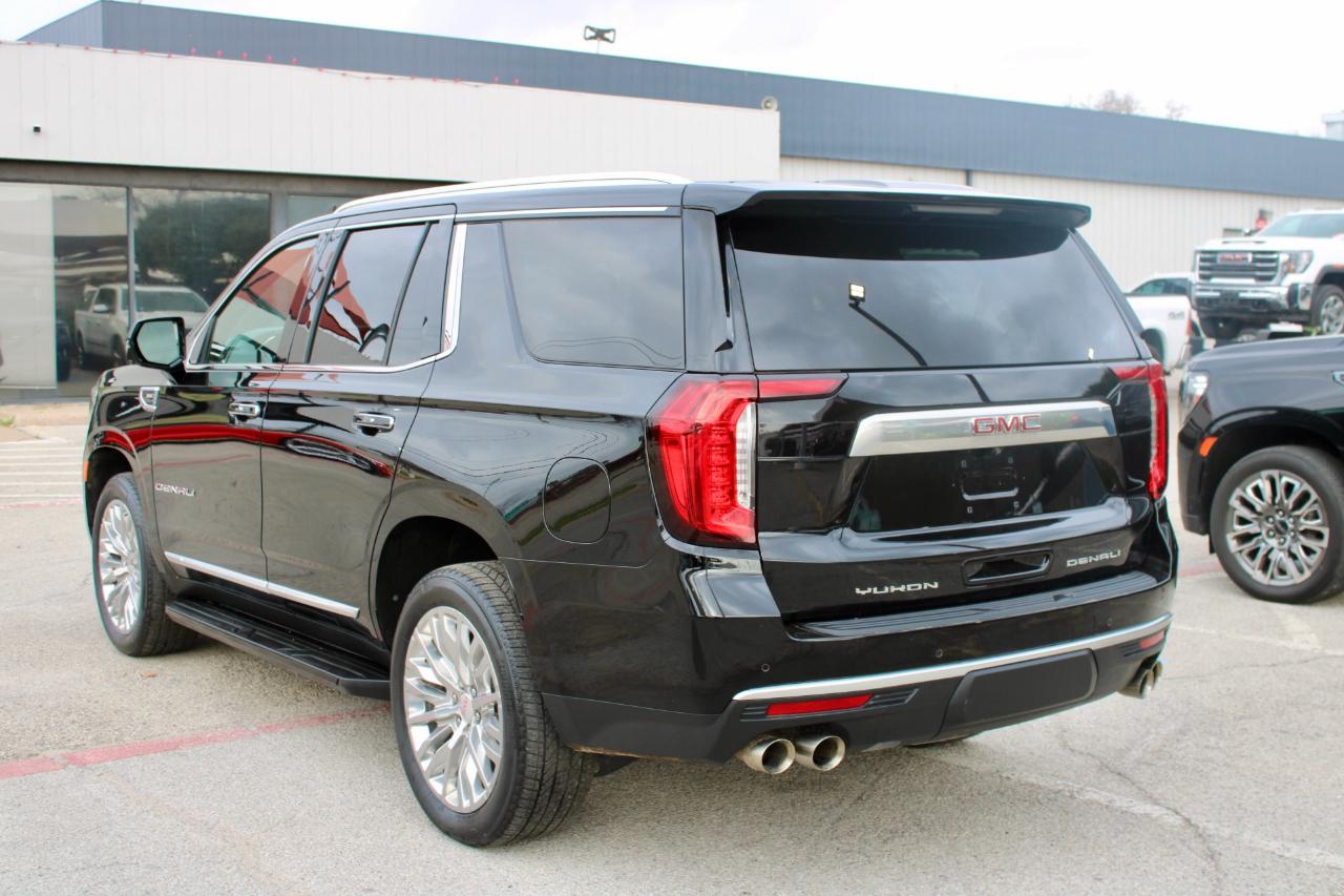 GMC Yukon Denali 4WD 2024