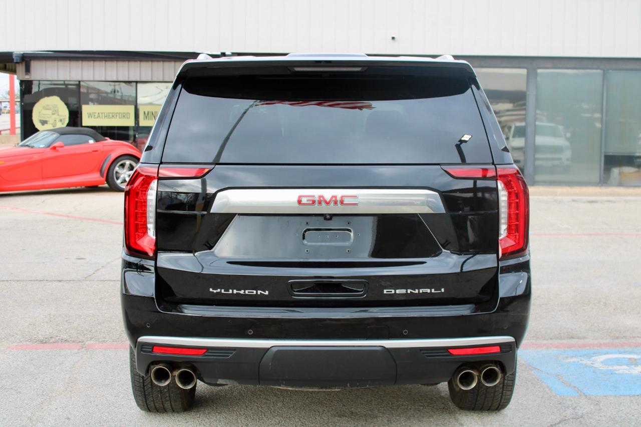 GMC Yukon Denali 4WD 2024