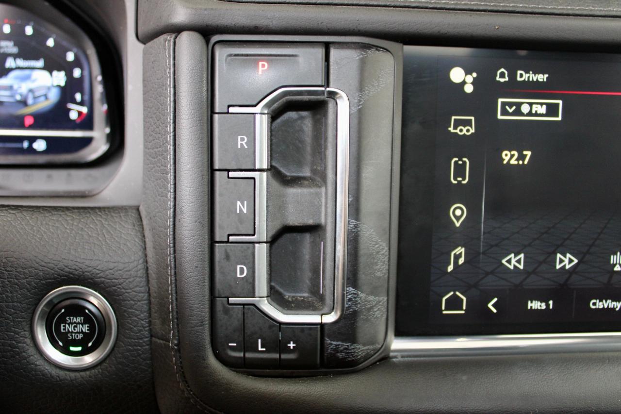 GMC Yukon Denali 4WD 2024