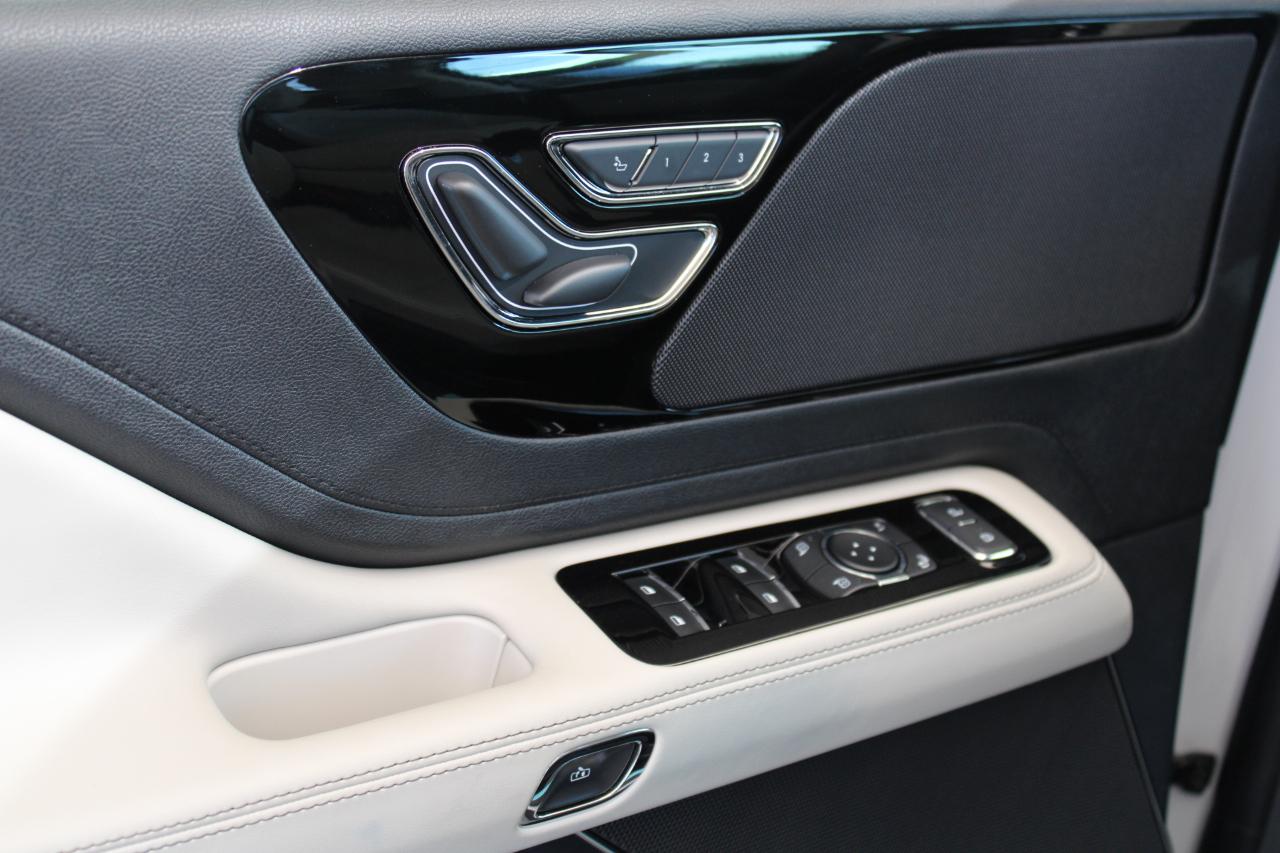 Lincoln Aviator Premiere 2025