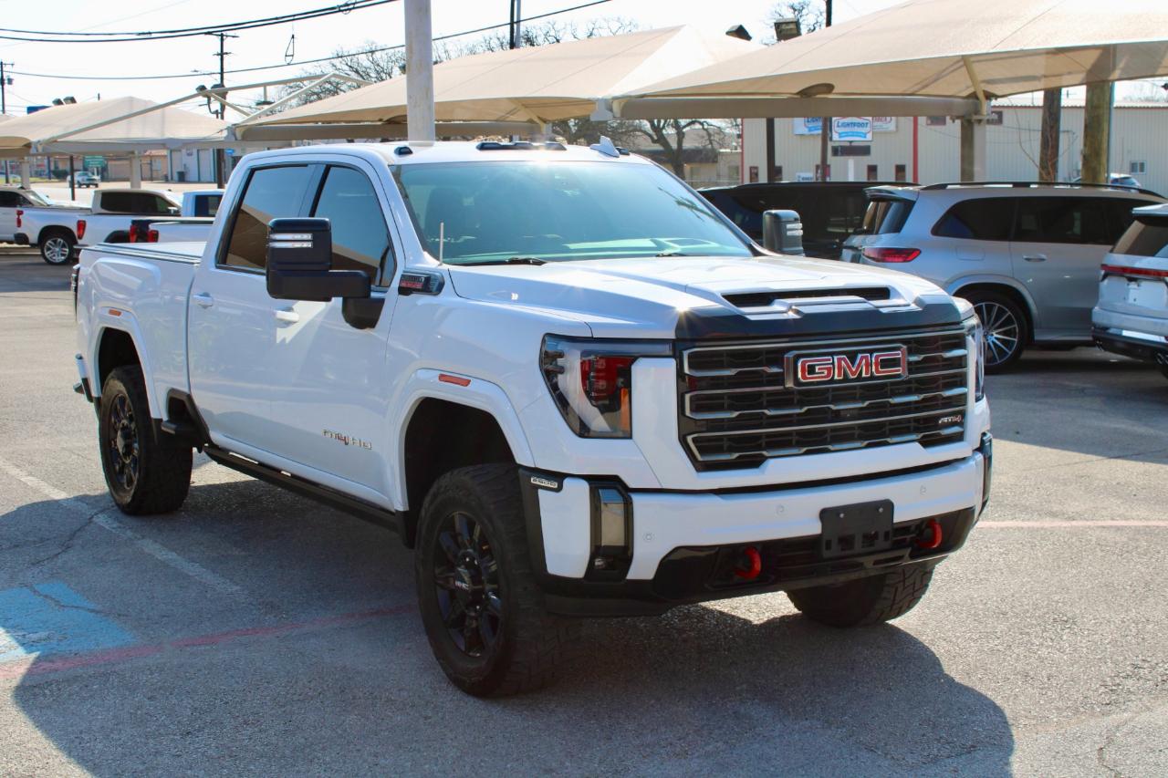 GMC Sierra 2500HD AT4 Crew Cab 4WD 2024