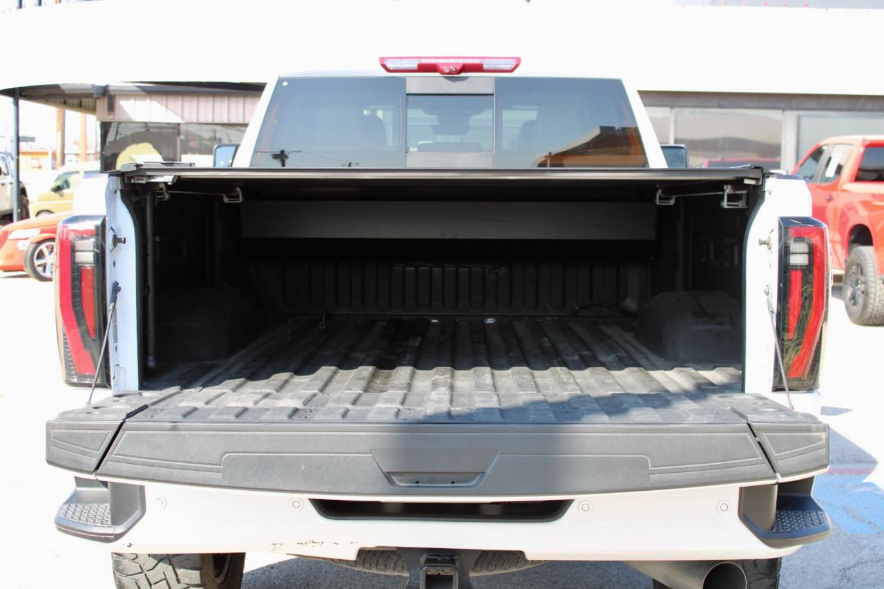 GMC Sierra 2500HD AT4 Crew Cab 4WD 2024