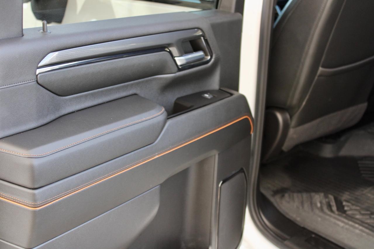 GMC Sierra 2500HD AT4 Crew Cab 4WD 2024