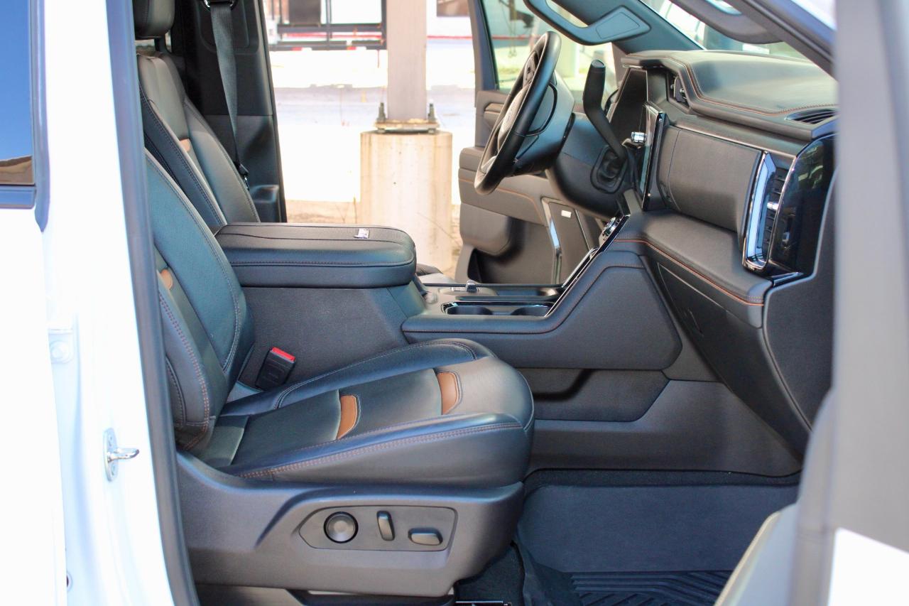 GMC Sierra 2500HD AT4 Crew Cab 4WD 2024