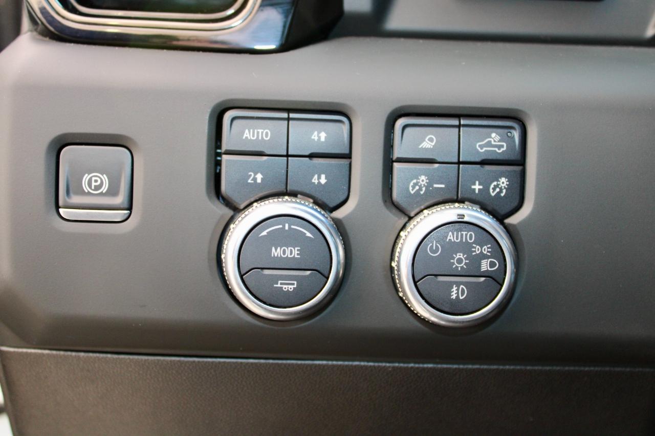 GMC Sierra 2500HD AT4 Crew Cab 4WD 2024