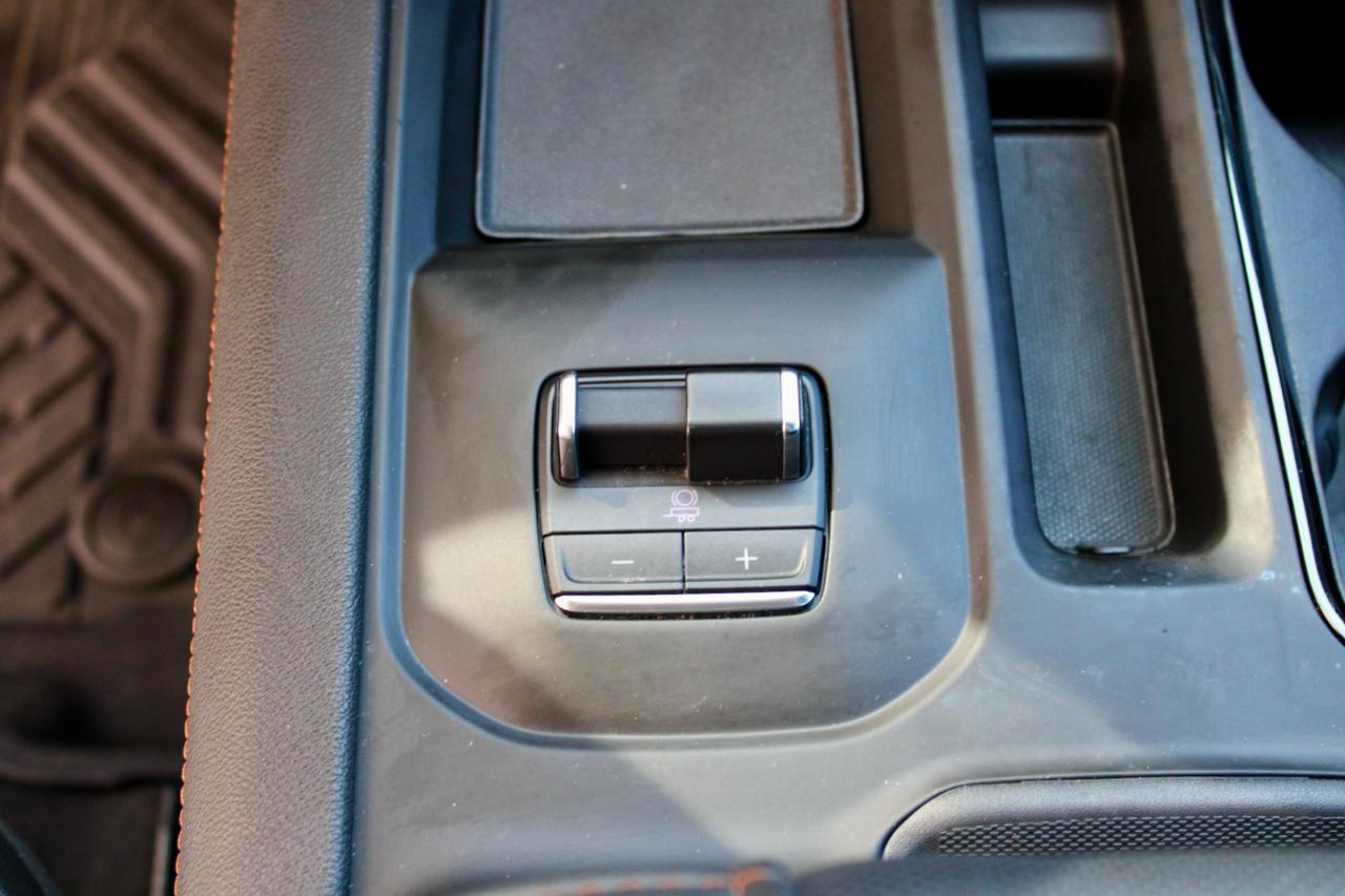 GMC Sierra 2500HD AT4 Crew Cab 4WD 2024