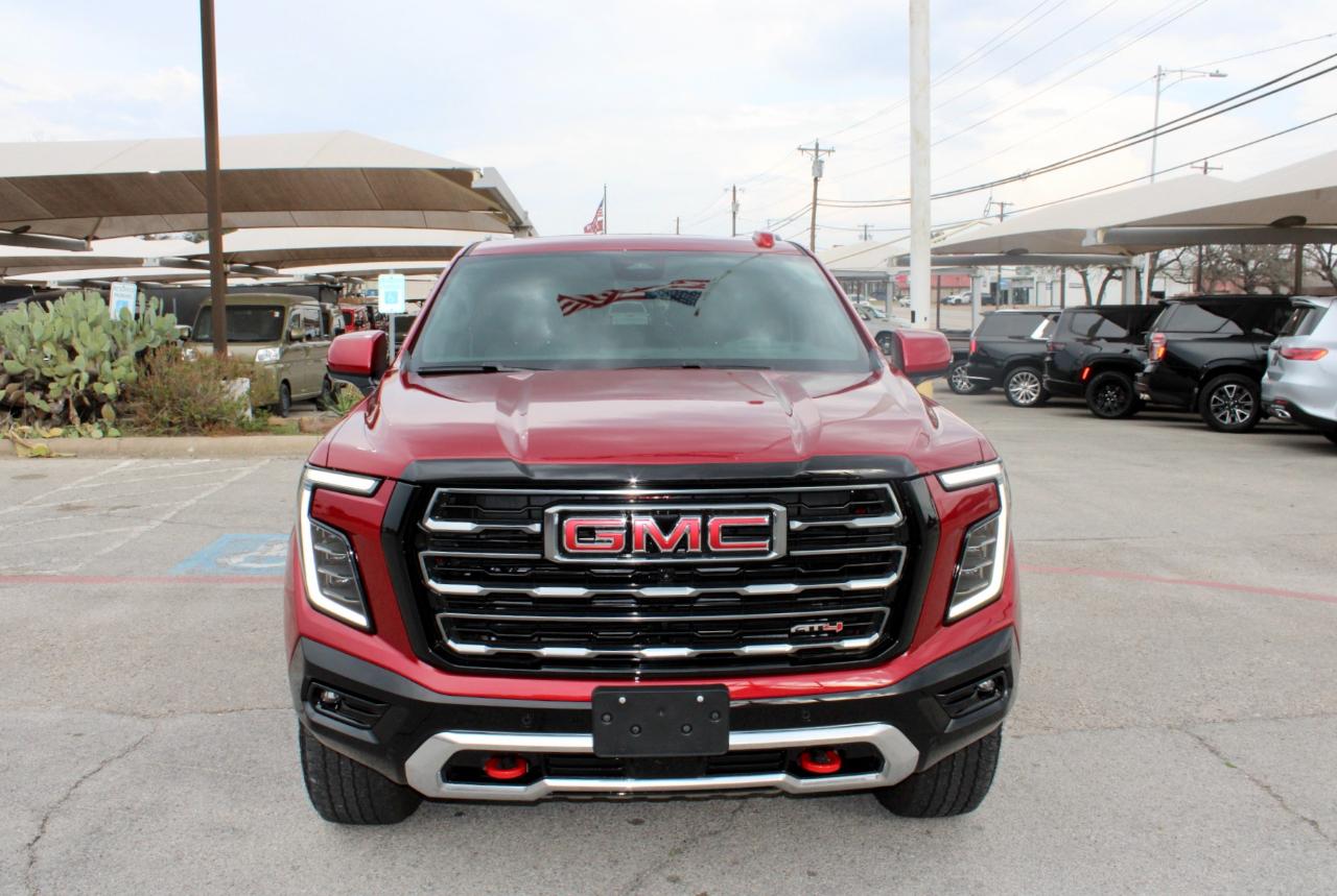 GMC Yukon AT4 4WD 2025