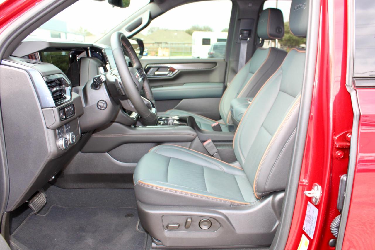 GMC Yukon AT4 4WD 2025