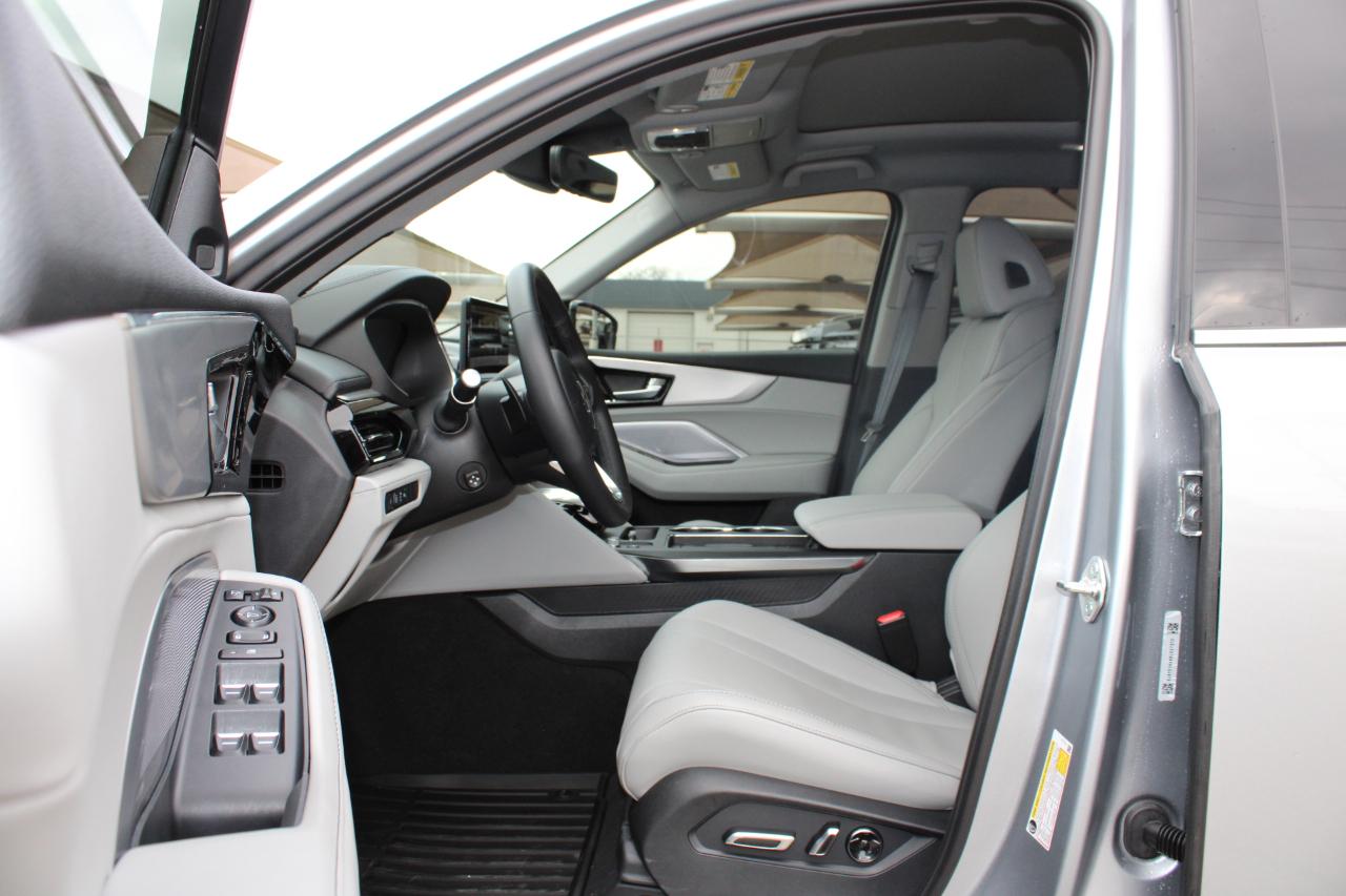 Acura MDX SH-AWD w/Technology Package 2025