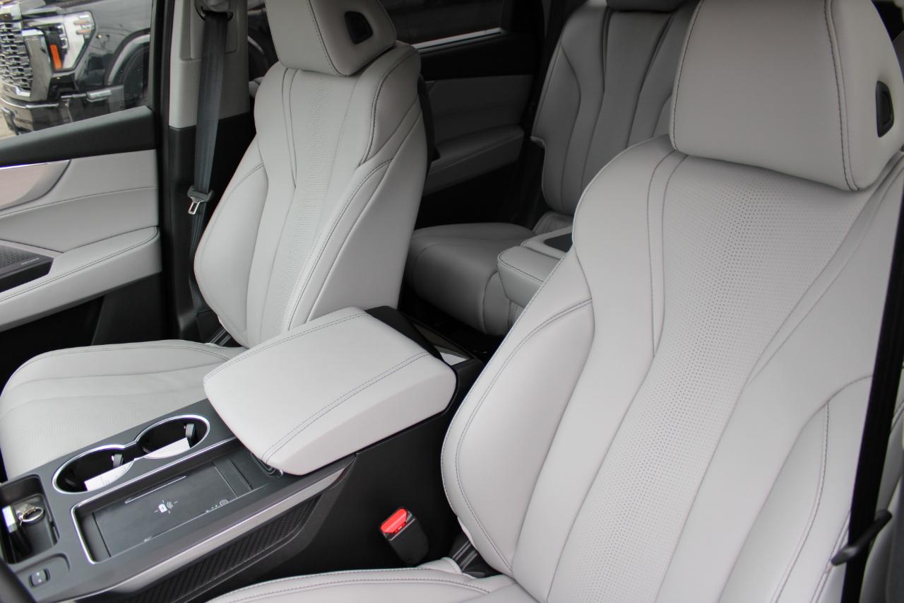 Acura MDX SH-AWD w/Technology Package 2025