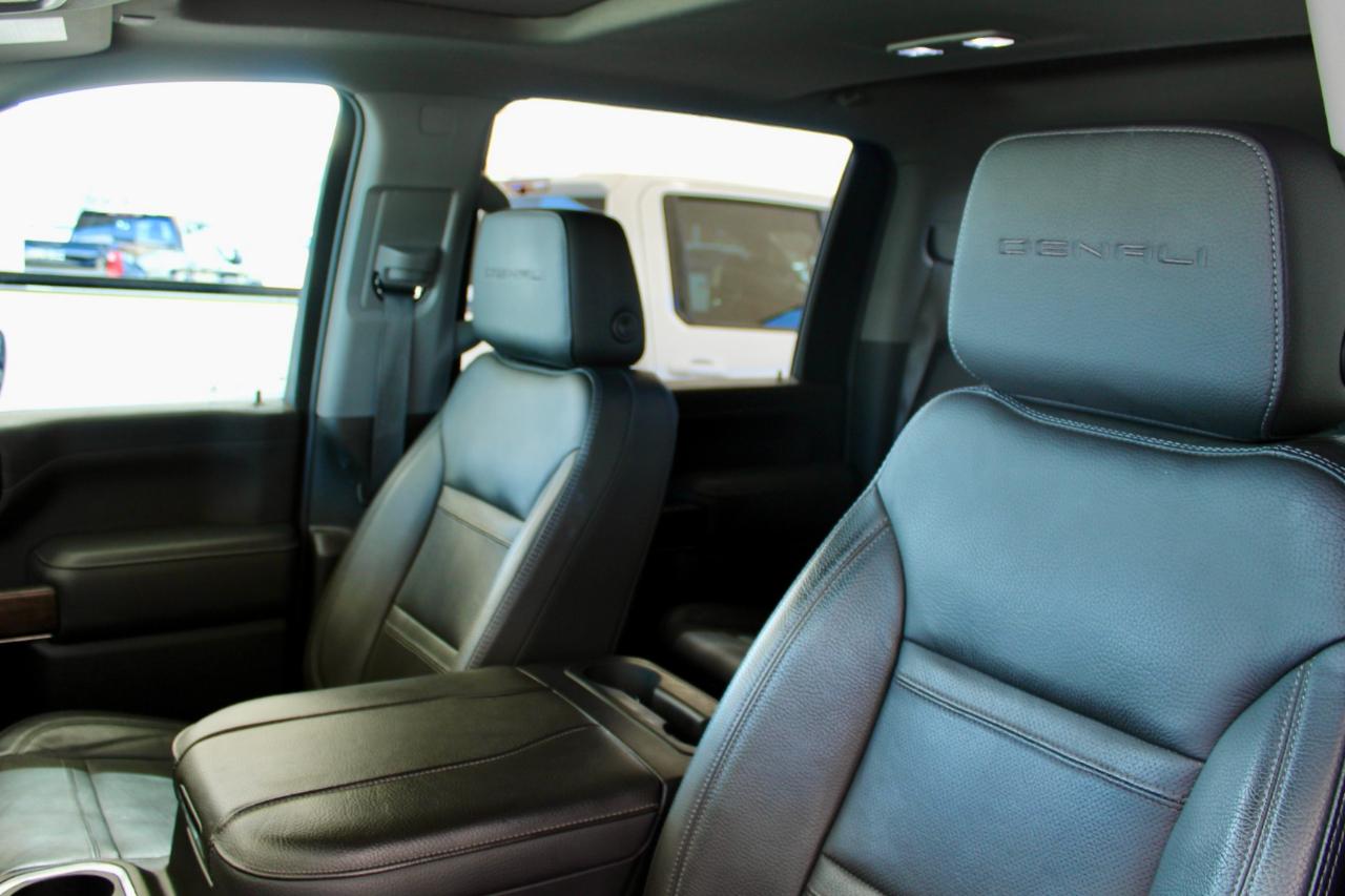 GMC Sierra 3500HD Denali Crew Cab 4WD 2023