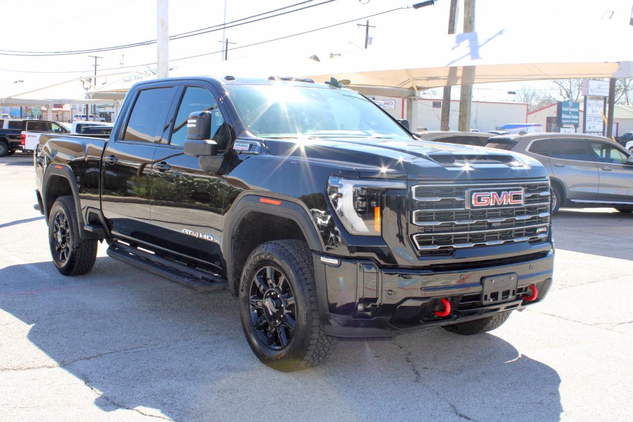 GMC Sierra 2500HD AT4 Crew Cab 4WD 2025