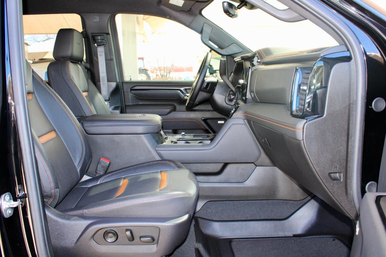 GMC Sierra 2500HD AT4 Crew Cab 4WD 2025