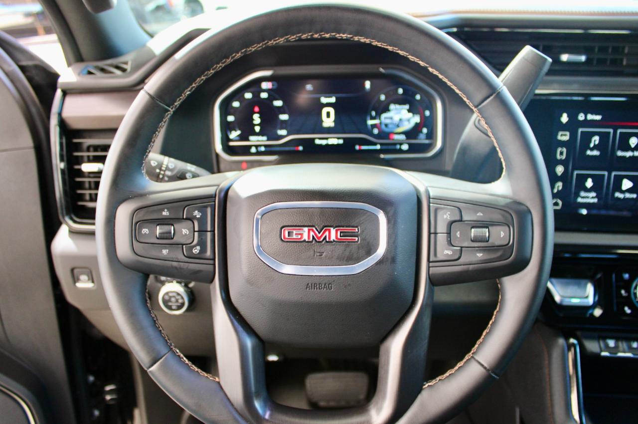 GMC Sierra 2500HD AT4 Crew Cab 4WD 2025