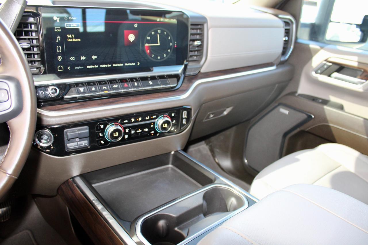 GMC Sierra 2500HD SLT Crew Cab 2WD 2024