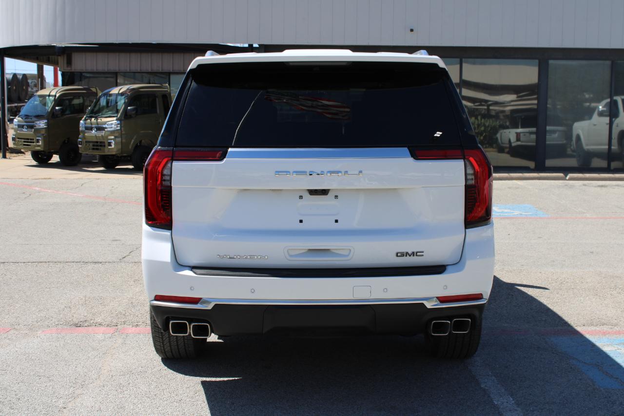 GMC Yukon XL Denali 4WD 2026