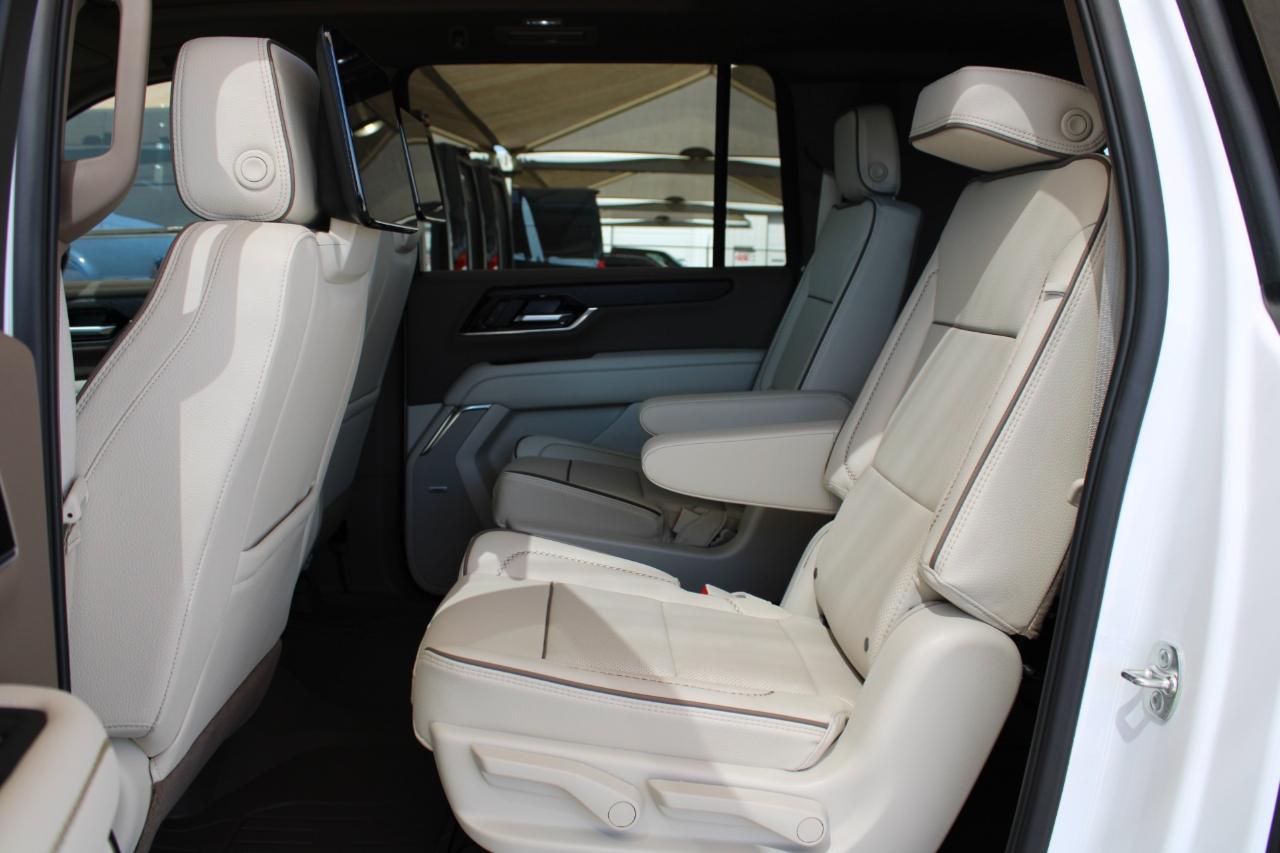 GMC Yukon XL Denali 4WD 2026