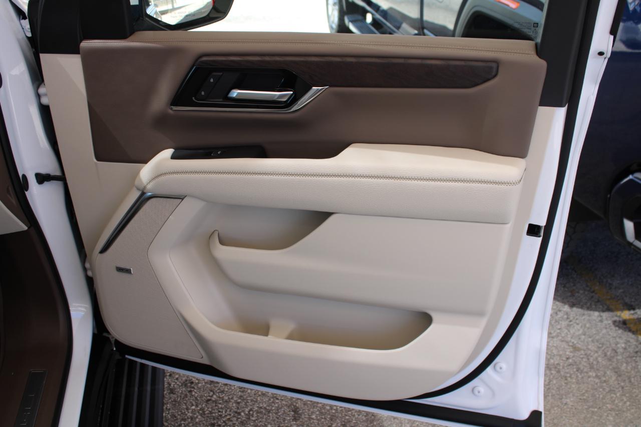 GMC Yukon XL Denali 4WD 2026