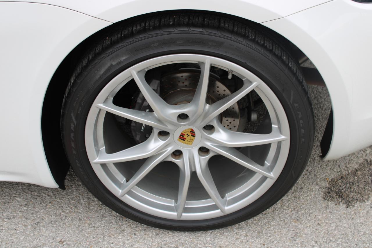 Porsche 718 Boxster Base 2D Roadster 2019