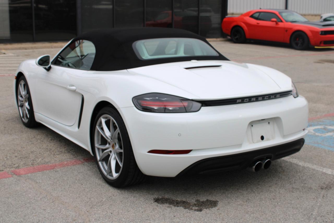 Porsche 718 Boxster Base 2D Roadster 2019