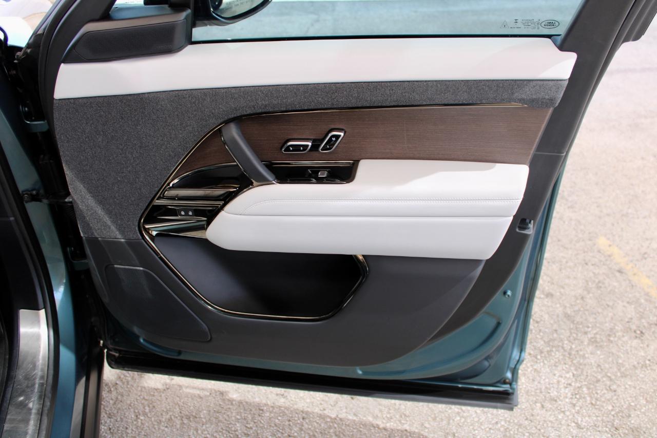 Land Rover Range Rover Sport P400 Dynamic 2024