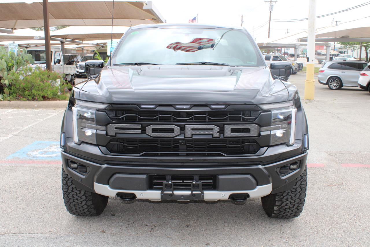 Ford F-150 Raptor SuperCrew 4WD 2025