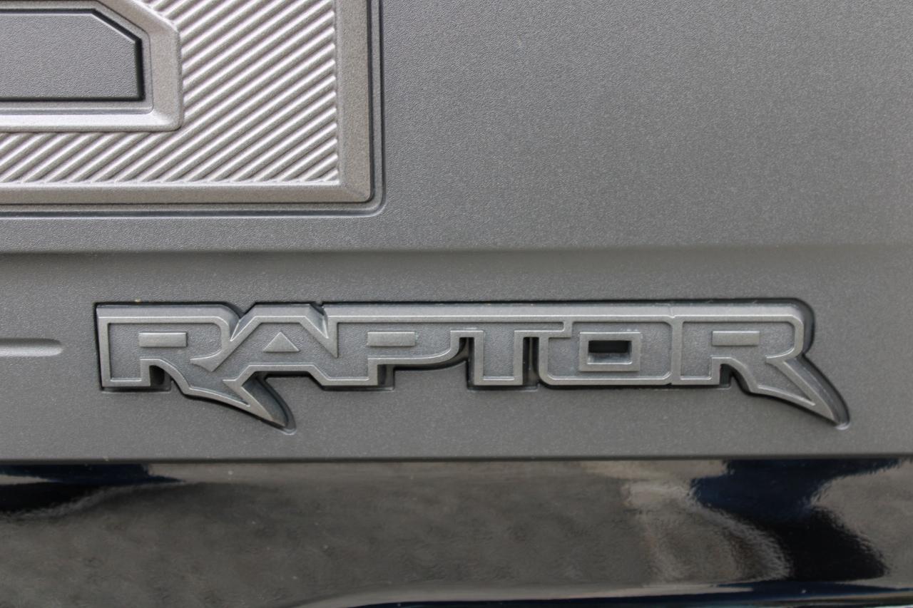 Ford F-150 Raptor SuperCrew 4WD 2025