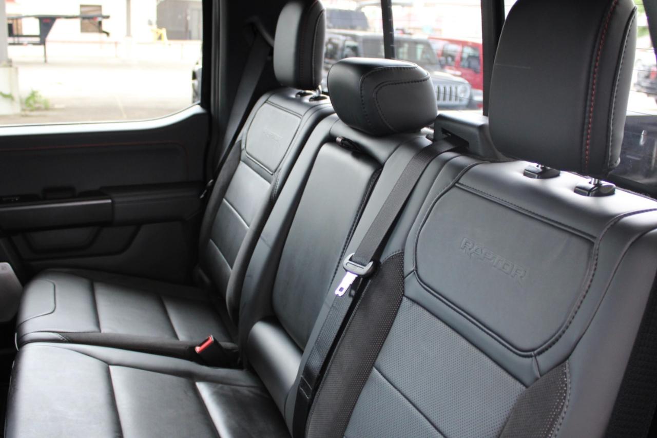 Ford F-150 Raptor SuperCrew 4WD 2025