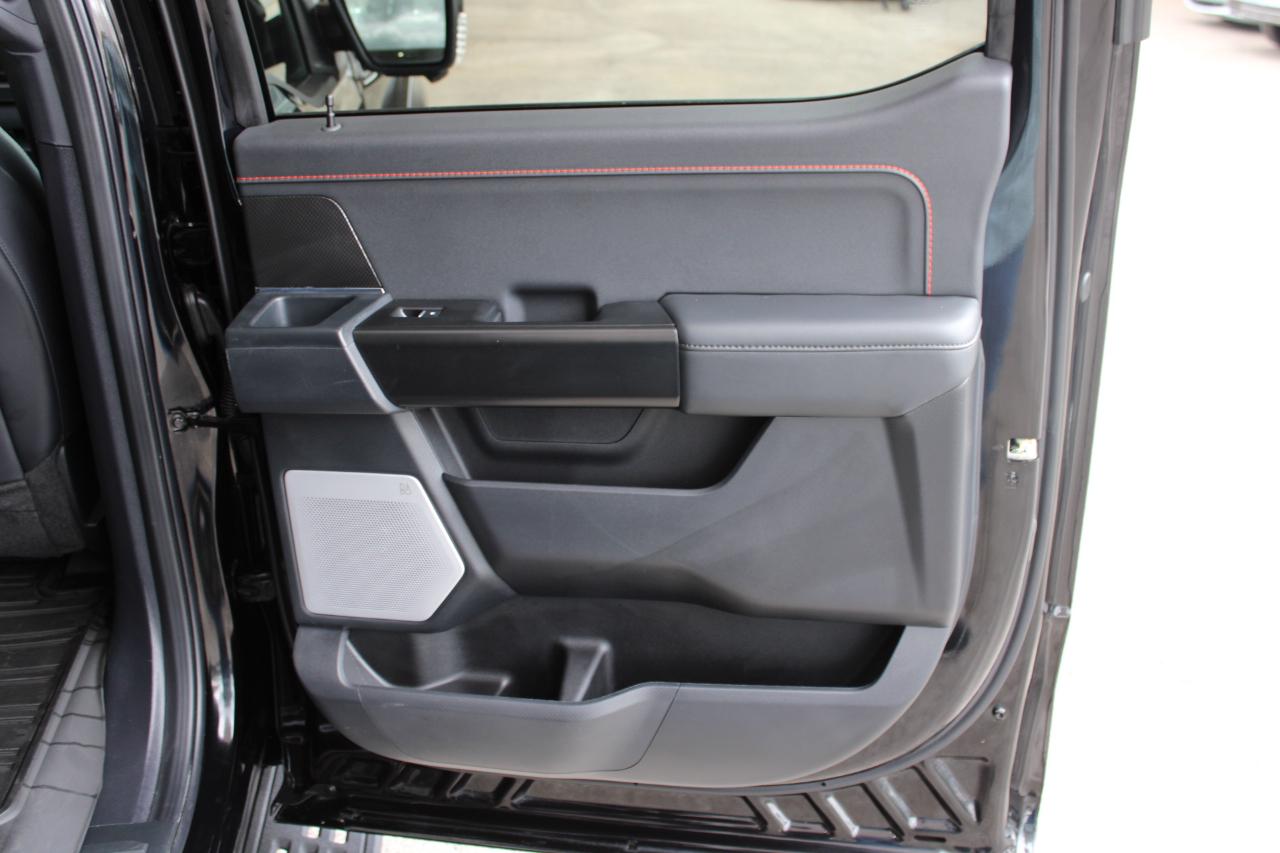 Ford F-150 Raptor SuperCrew 4WD 2025