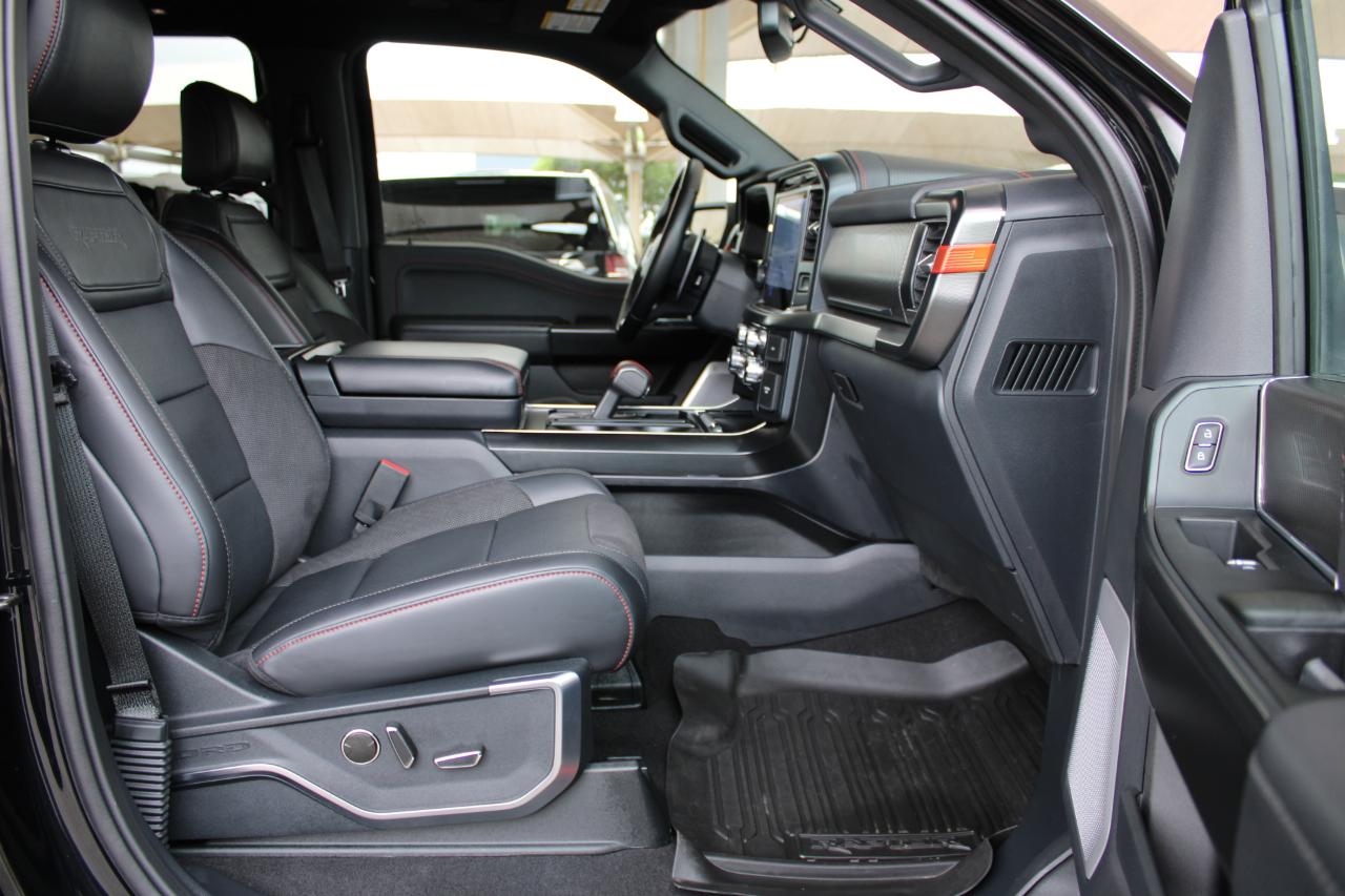 Ford F-150 Raptor SuperCrew 4WD 2025