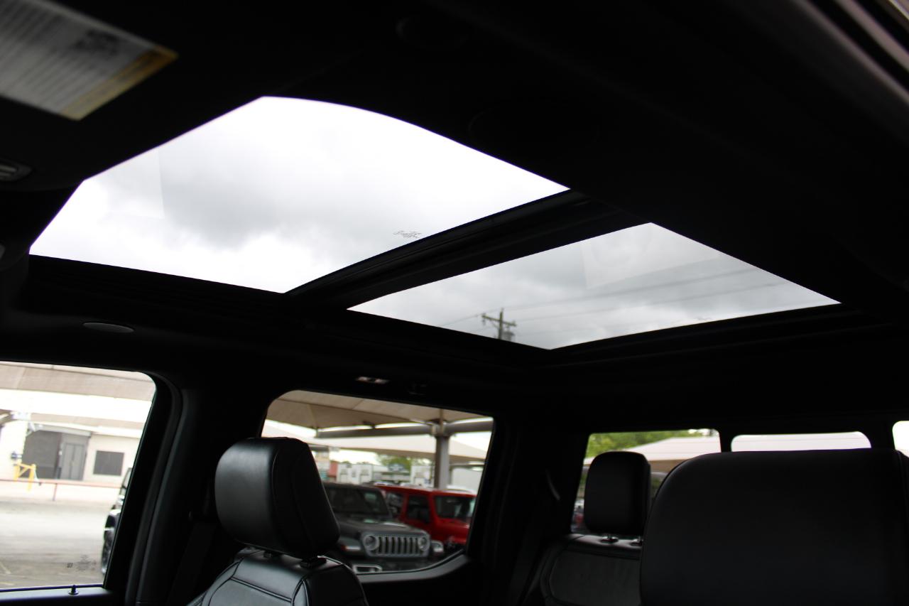 Ford F-150 Raptor SuperCrew 4WD 2025