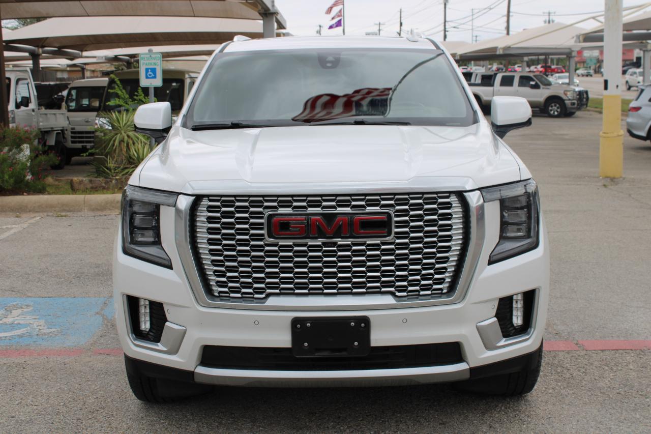 GMC Yukon XL Denali 4WD 2021