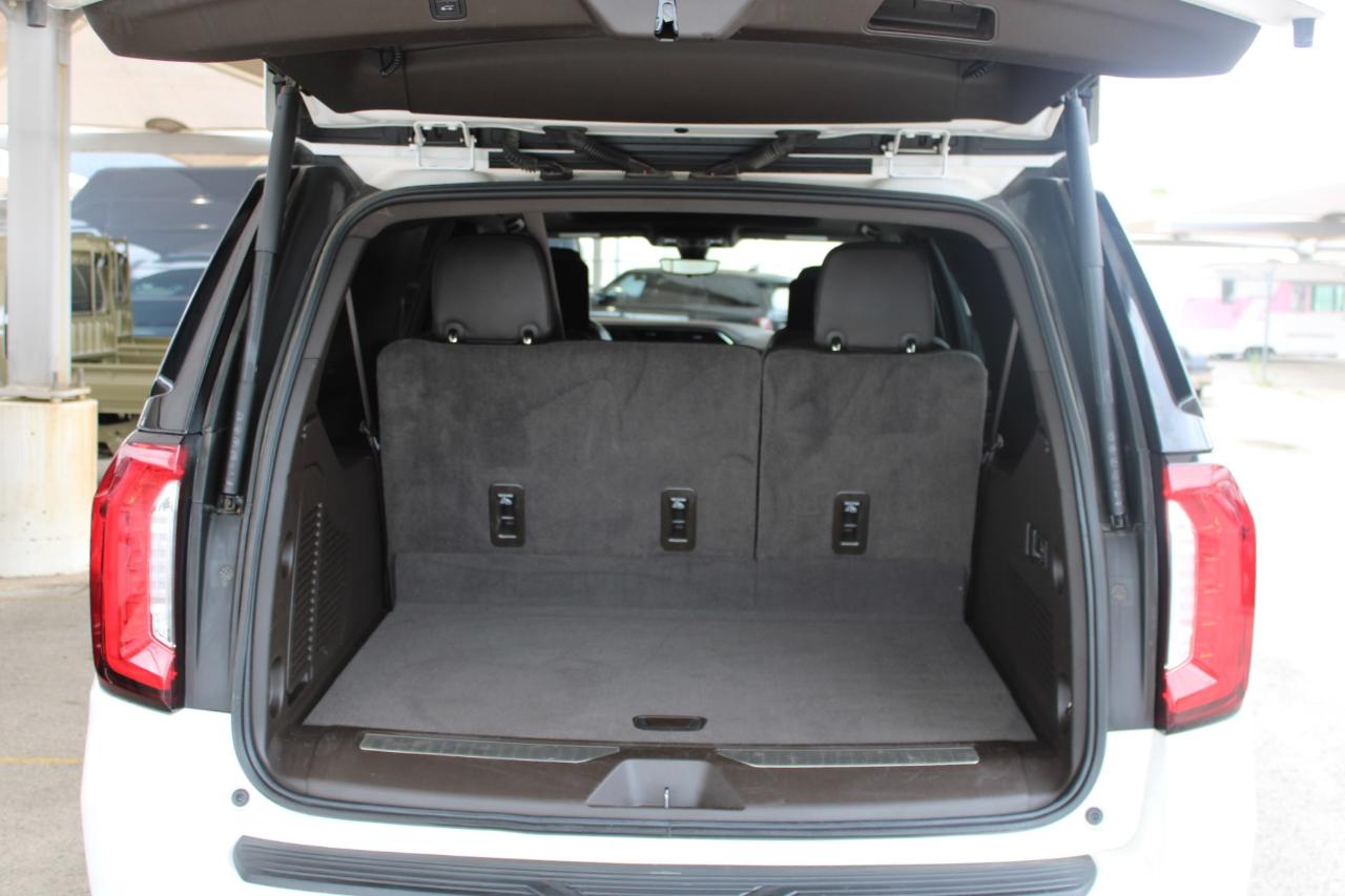 GMC Yukon XL Denali 4WD 2021