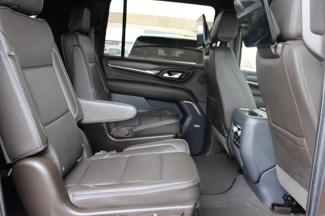 GMC Yukon XL Denali 4WD 2021