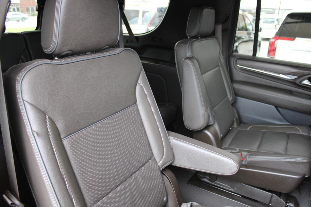 GMC Yukon XL Denali 4WD 2021