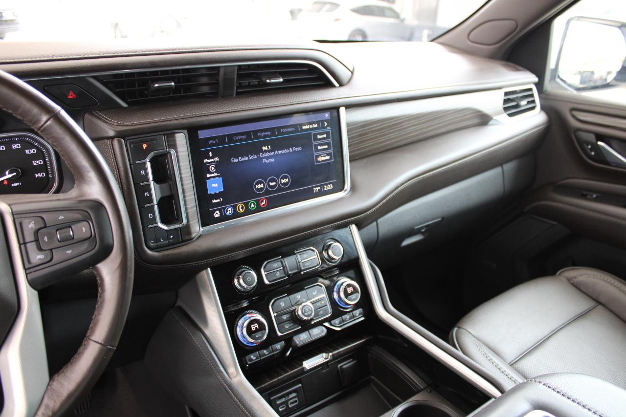 GMC Yukon XL Denali 4WD 2021