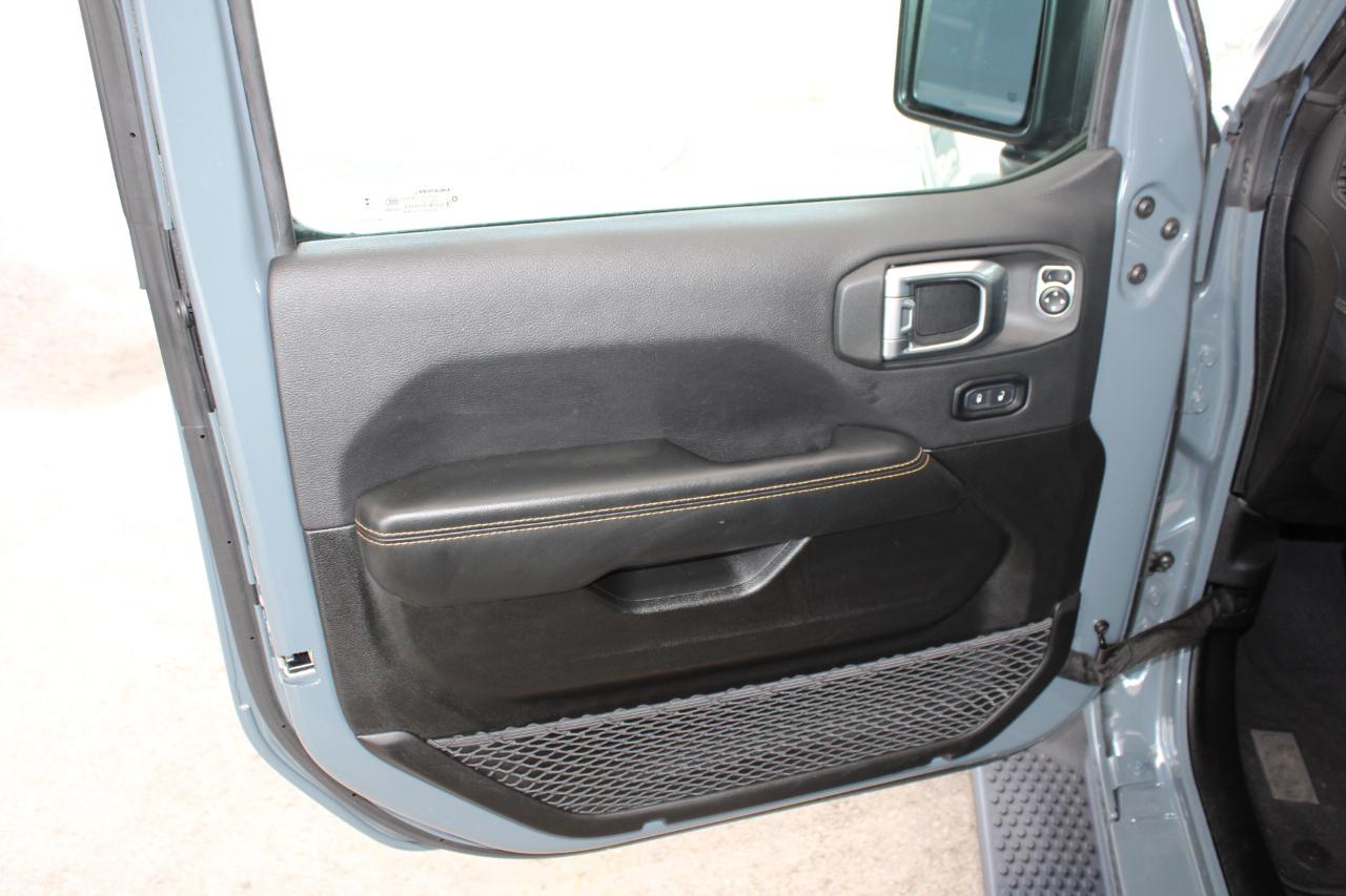 Jeep Wrangler 4xe Sahara 2025