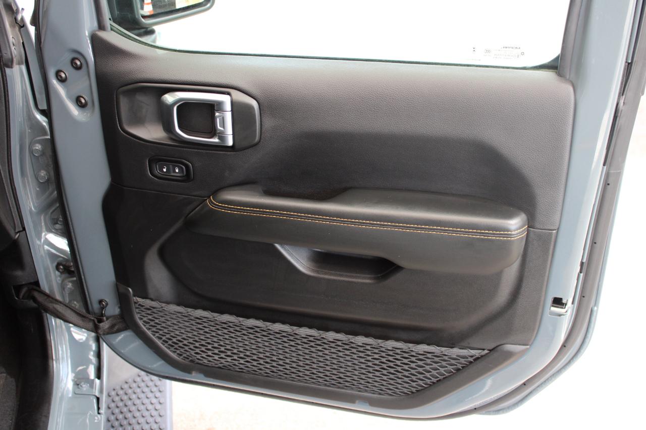 Jeep Wrangler 4xe Sahara 2025