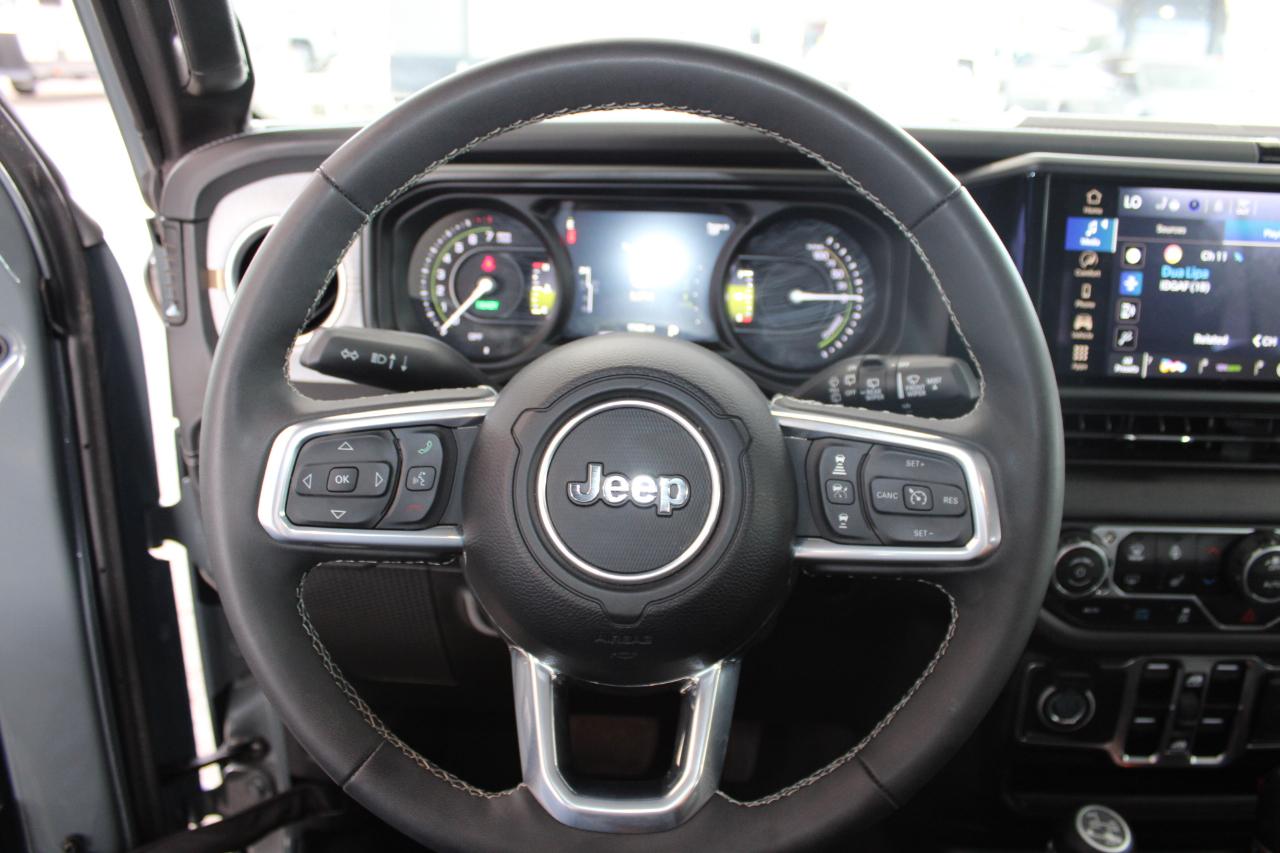 Jeep Wrangler 4xe Sahara 2025